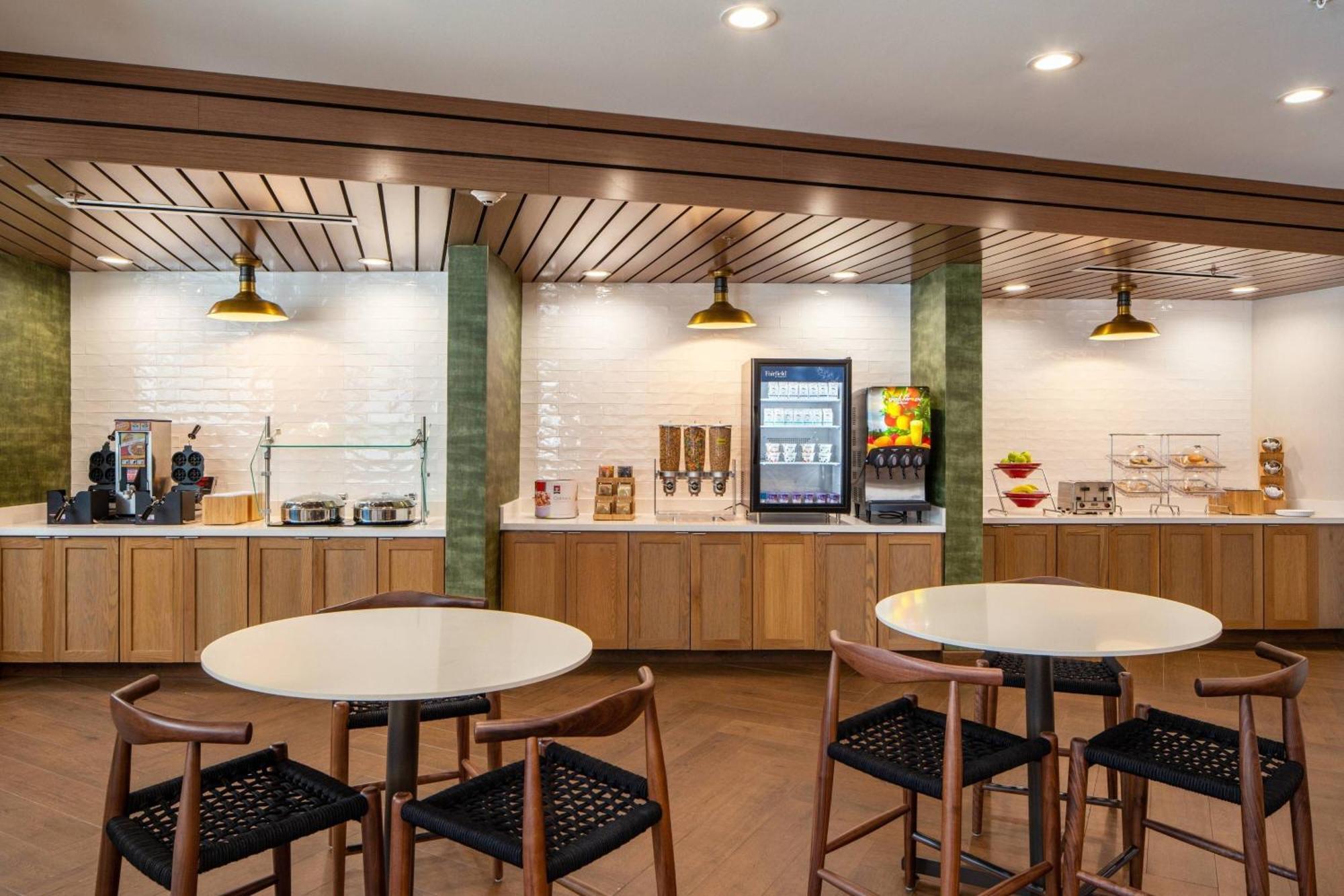 Fairfield By Marriott Inn & Suites Pensacola Pine Forest מראה חיצוני תמונה